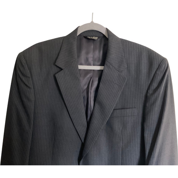 Jos A Bank Men's 42L Suit Coat Slim Fit Black Pinstripe Wool Blend Business - Picture 9 of 10